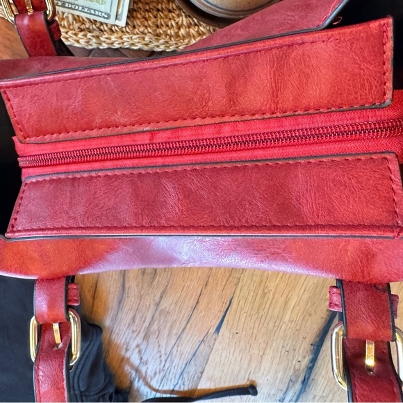Red Purse Tote Shoulder Bag NWOT - Picture 3 of 4